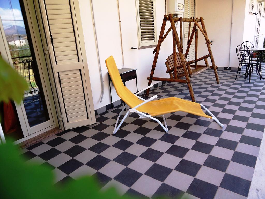 Ciuscia Bed & Breakfast Calatabiano Exterior photo